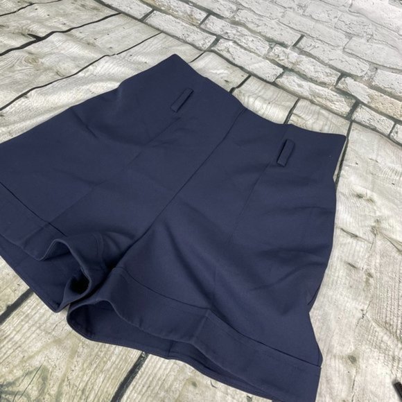AGATA WEBERS Navy Crease Shorts 8 - Picture 4 of 14
